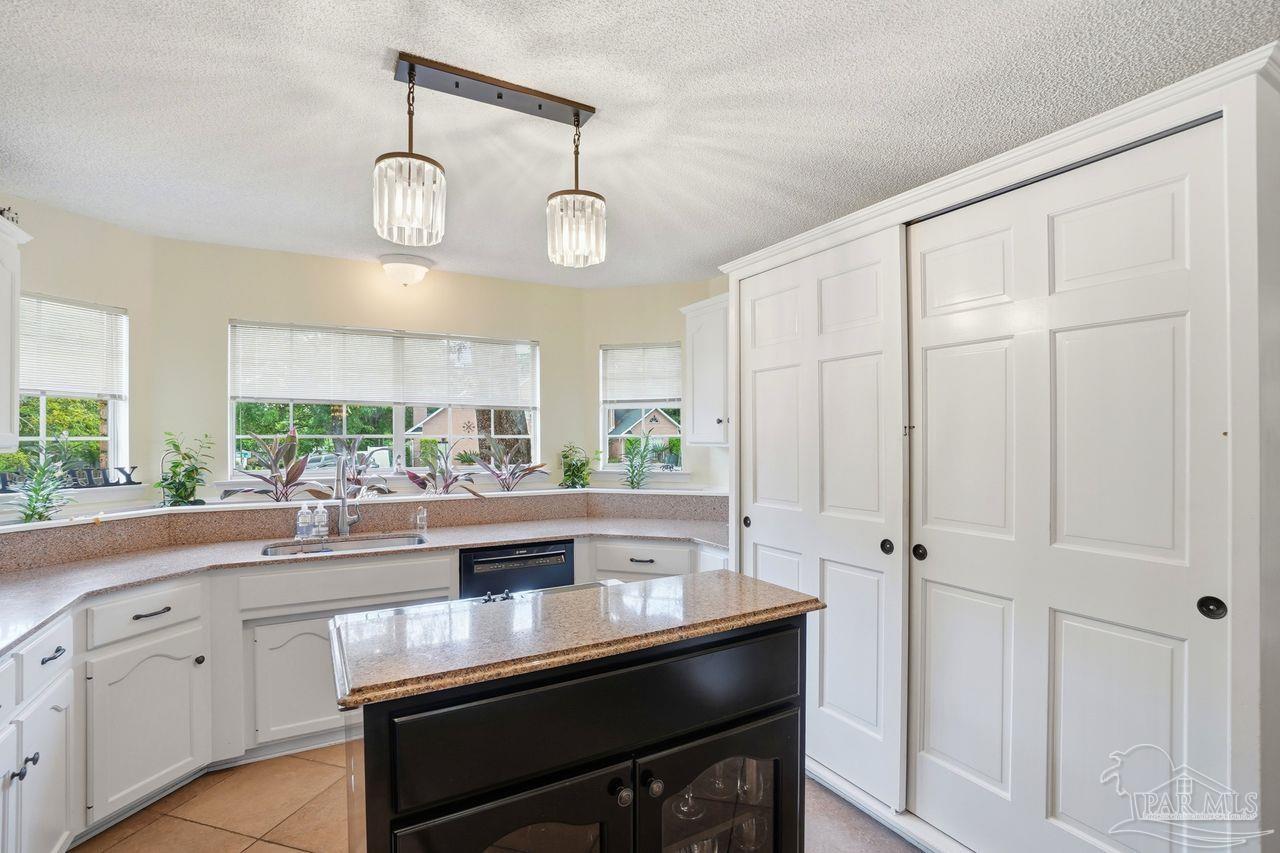 1437 Kings Road Cantonment, FL 32533 - Photo 12 of 67