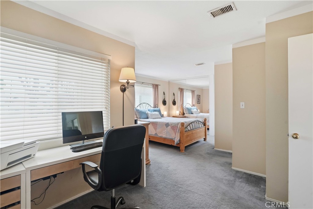 1385 Currant Avenue Simi Valley, CA 93065 - Photo 16 of 26