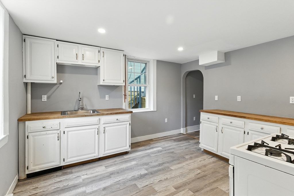 17 Suffolk Street Chelsea, MA 02150 - Photo 18 of 41 Gallery Image 18