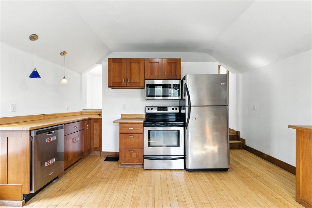 17 Suffolk Street Chelsea, MA 02150 - Photo 21 of 41 Gallery Image 21