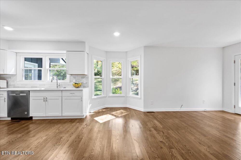 126 Clifton Circle Oak Ridge, TN 37830 - Photo 11 of 35 15-126 Clifton Cir -11