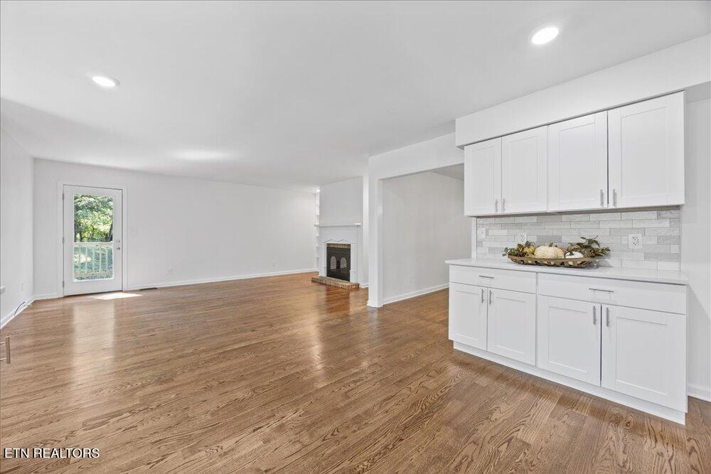 126 Clifton Circle Oak Ridge, TN 37830 - Photo 16 of 35 18-126 Clifton Cir -33