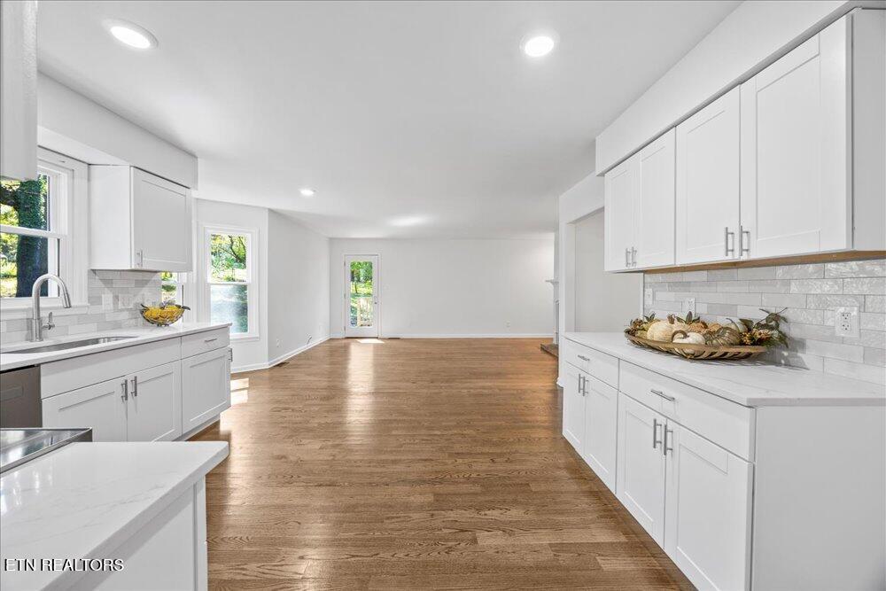 126 Clifton Circle Oak Ridge, TN 37830 - Photo 17 of 35 20-126 Clifton Cir -35