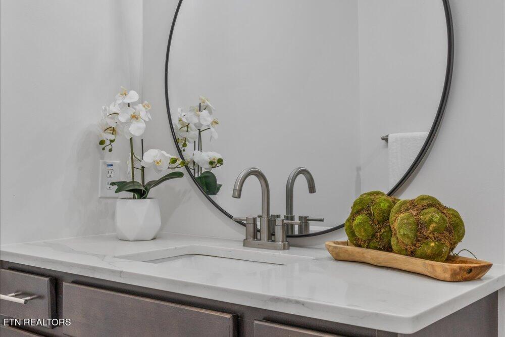 126 Clifton Circle Oak Ridge, TN 37830 - Photo 29 of 35 25-126 Clifton Cir -18