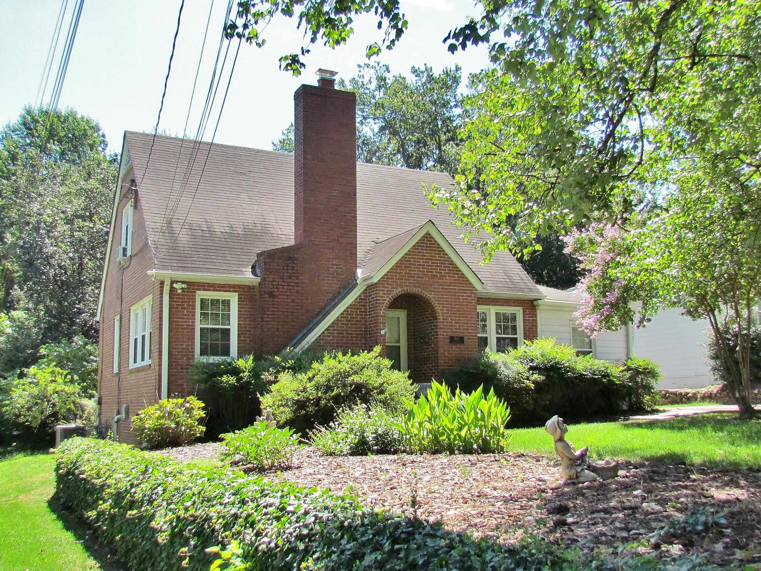 1422 Chester Road Raleigh, NC 27608 - Photo 3 of 47 Photo 3