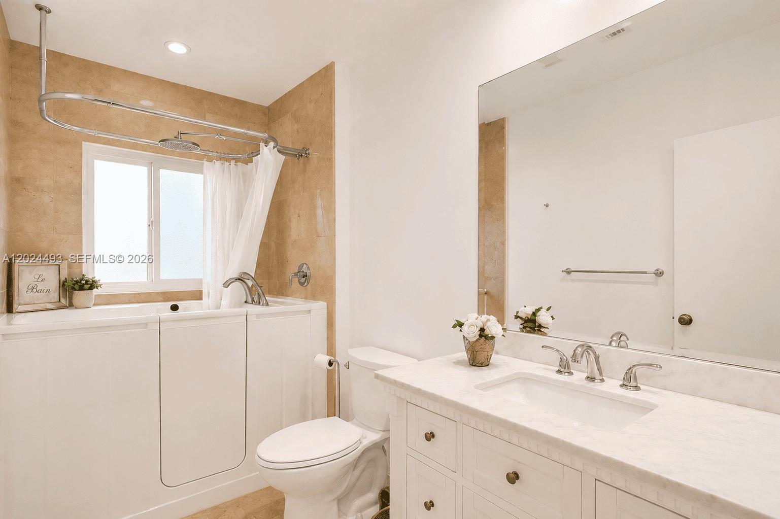 1995 Ixora Road North Miami, FL 33181 - Photo 4 of 23 Photo 4