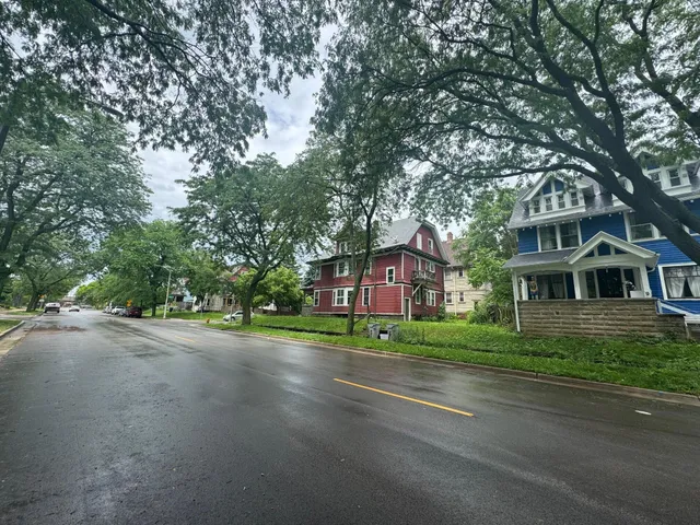 $14,700 | 3319 West Clybourn Street, Milwaukee, WI 53208