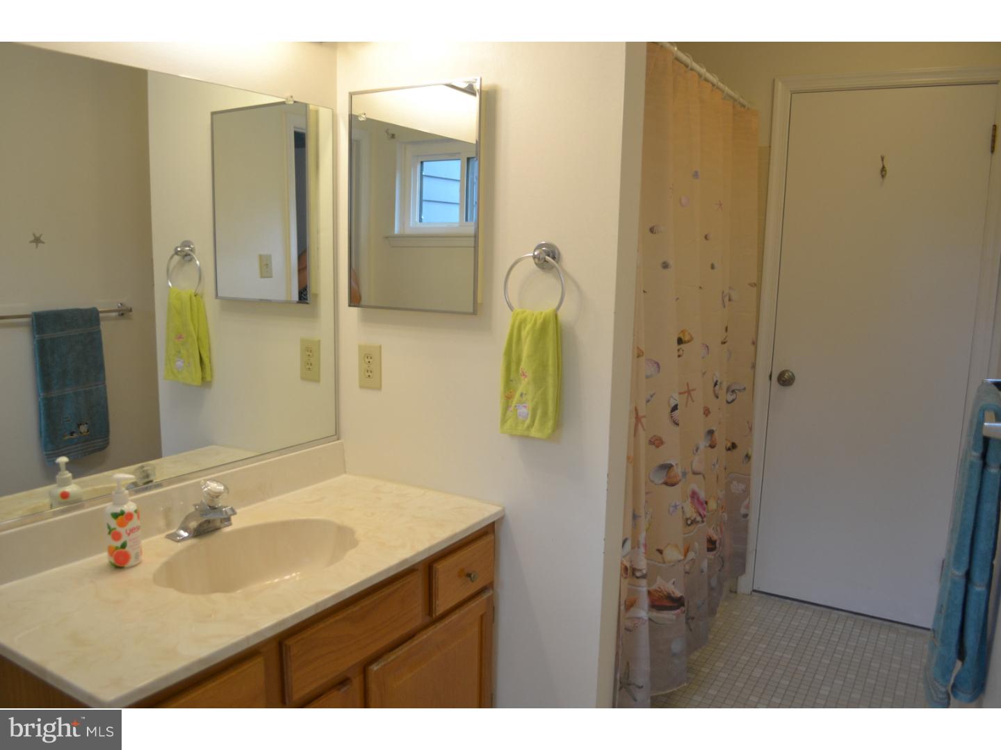 3706 B Chadbury Road Mount Laurel, NJ 08054 - Photo 12 of 20 Gallery Image 12