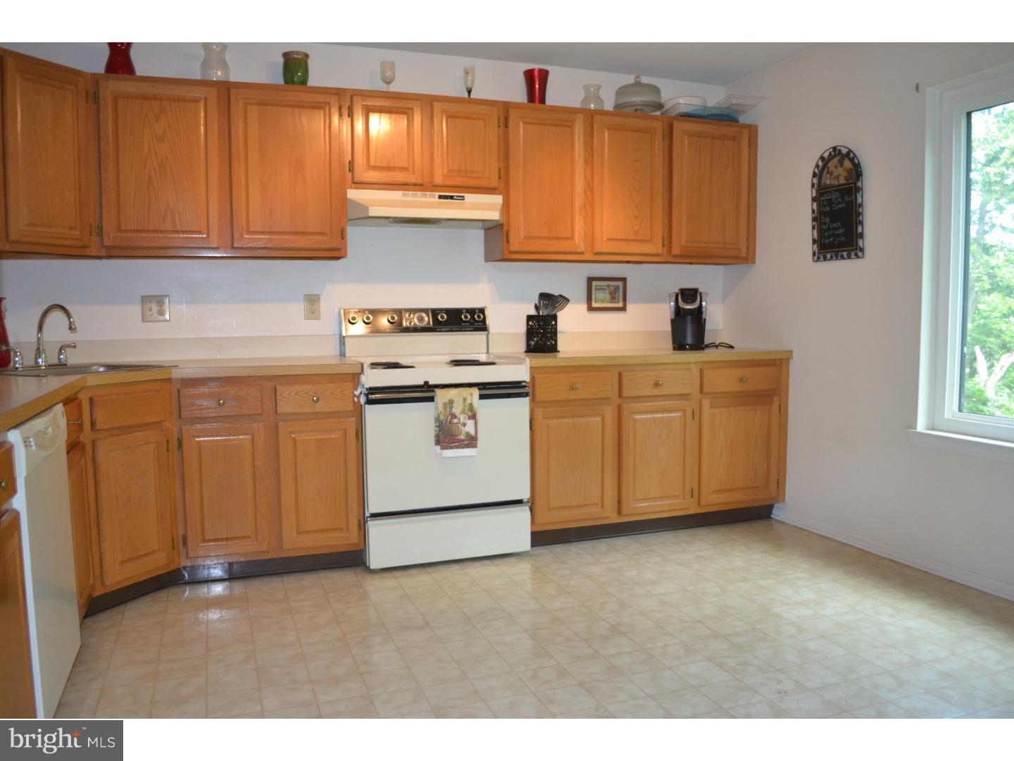 3706 B Chadbury Road Mount Laurel, NJ 08054 - Photo 7 of 20 Gallery Image 7