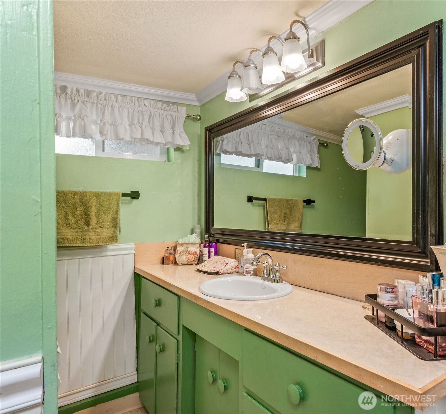 791 Seal Rock Road Brinnon, WA 98320 - Photo 17 of 32