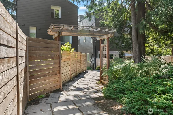 $640,000 | 11824 31st Place Northeast, Seattle, WA 98125