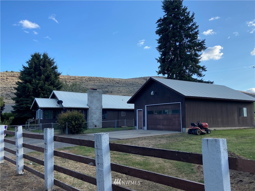 911 Mellergaard Road Ellensburg, WA 98926 - Photo 4 of 28 Gallery Image 4