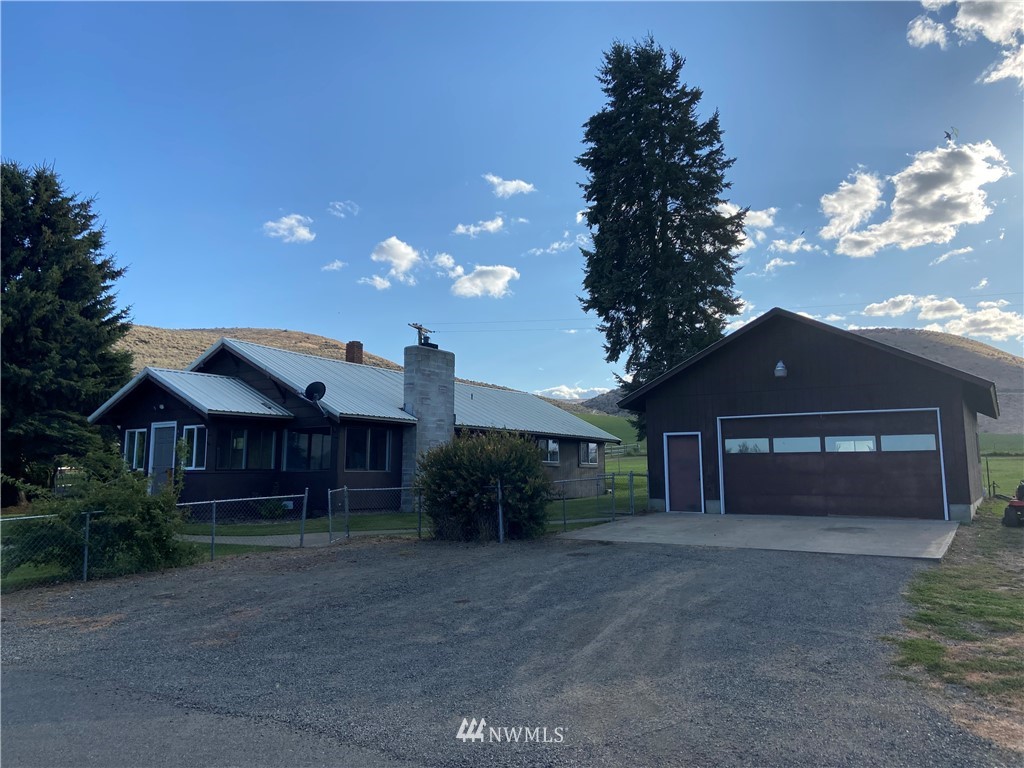 911 Mellergaard Road Ellensburg, WA 98926 - Photo 5 of 28 Gallery Image 5