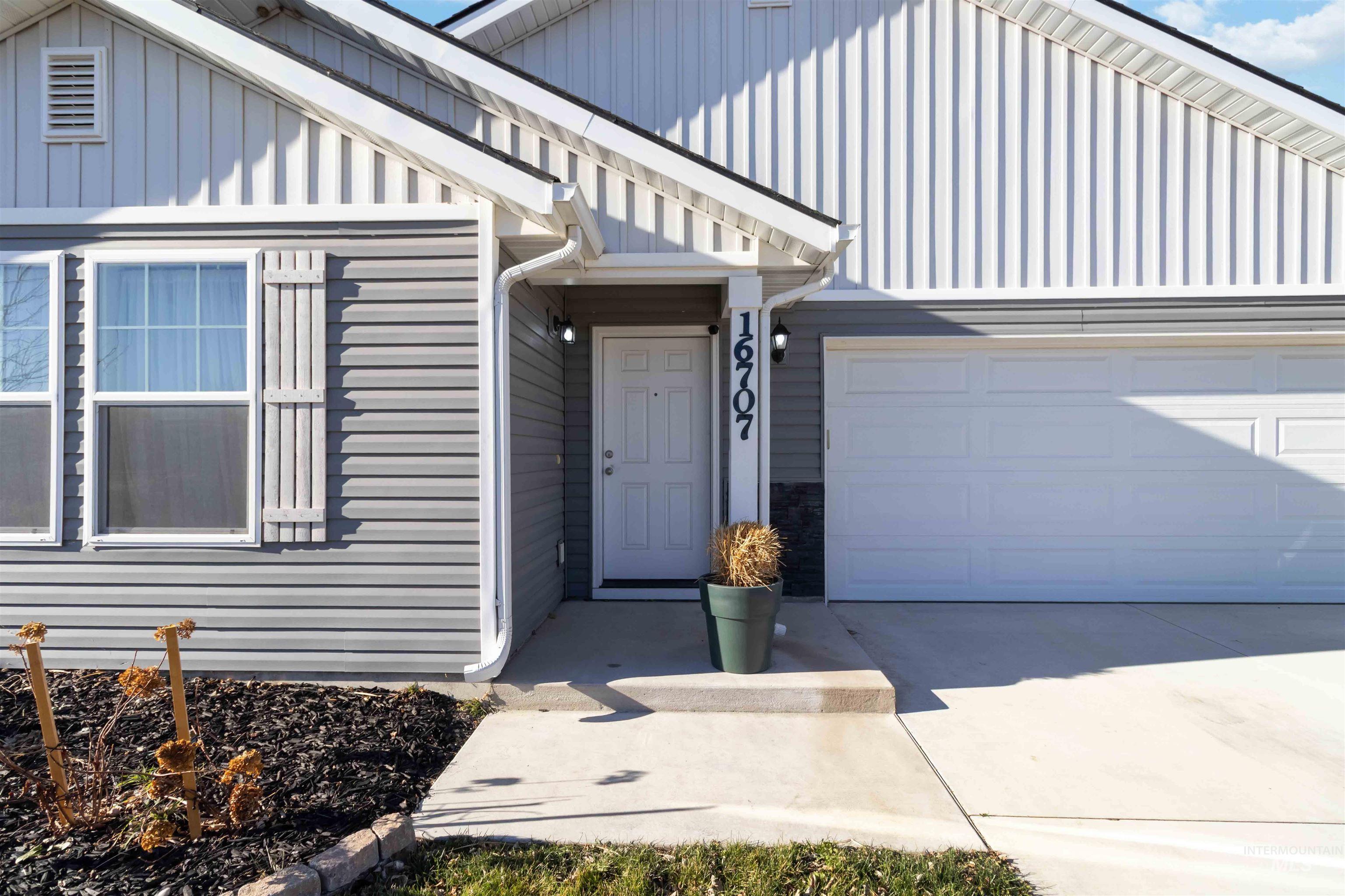 16707 Hopper Avenue Caldwell, ID 83607 - Photo 3 of 34