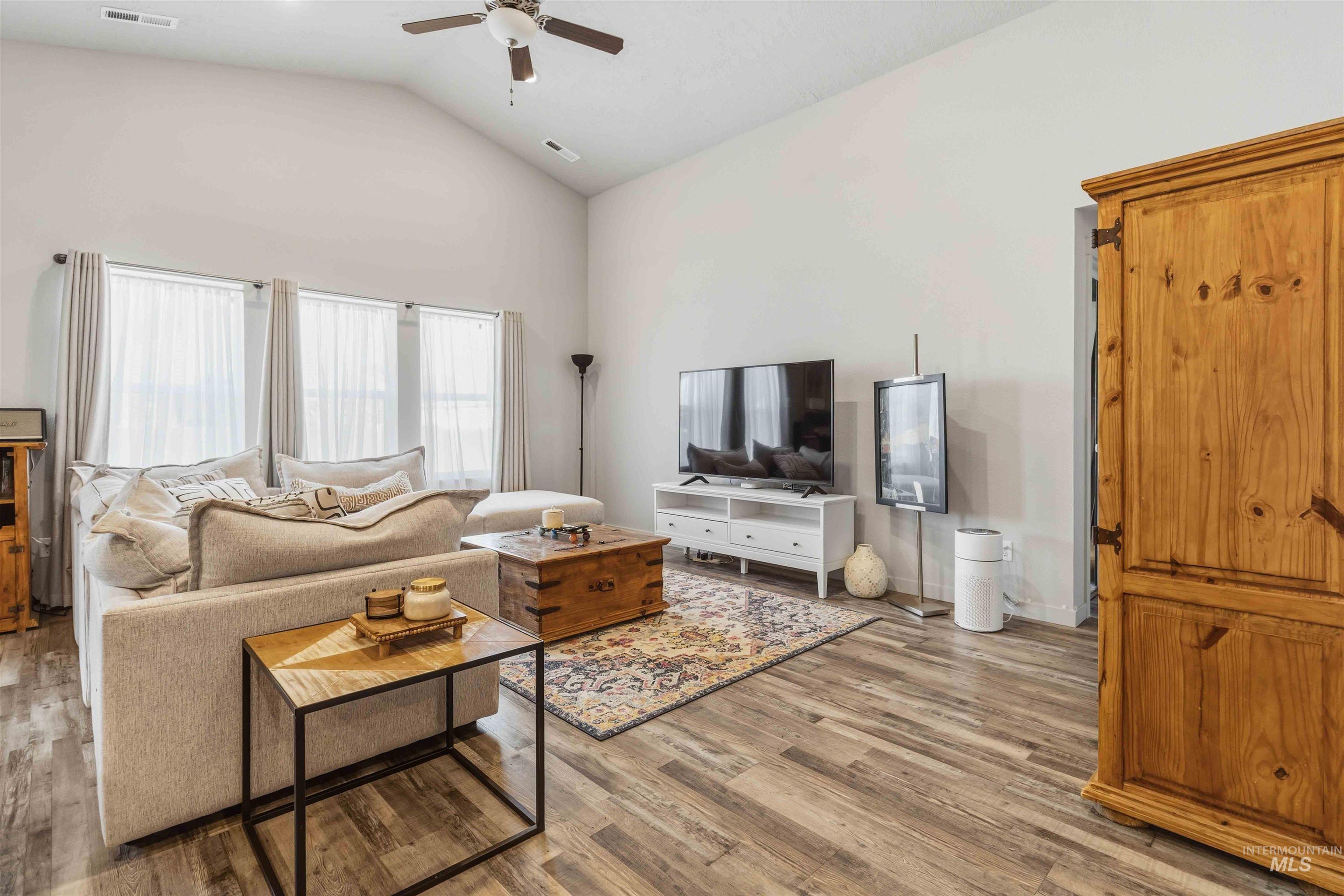 16707 Hopper Avenue Caldwell, ID 83607 - Photo 5 of 34