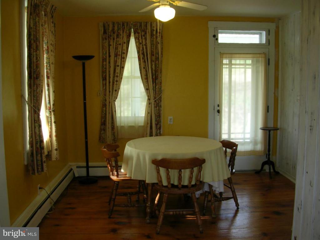2025 Baker Road Manheim, PA 17545 - Photo 4 of 11