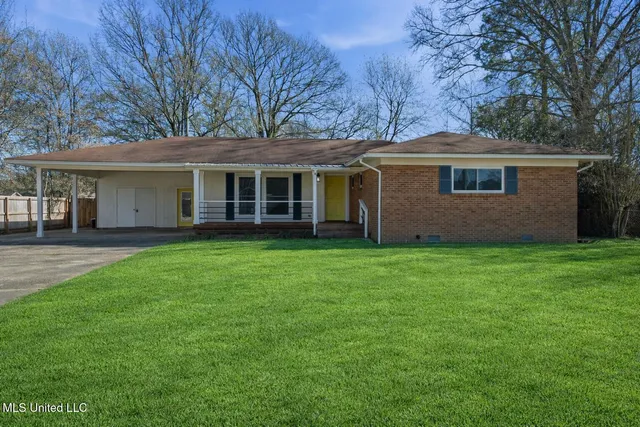 $259,000 | 1620 Orchard Drive, Columbia, MS 39429