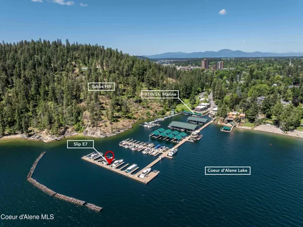 $300,000 | 1100 East Lakeshore Drive, Unit E7, Coeur D'Alene, ID 83814