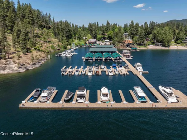 $300,000 | 1100 East Lakeshore Drive, Unit E7, Coeur D'Alene, ID 83814