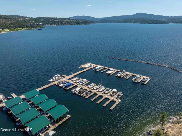 $300,000 | 1100 East Lakeshore Drive, Unit E7, Coeur D'Alene, ID 83814