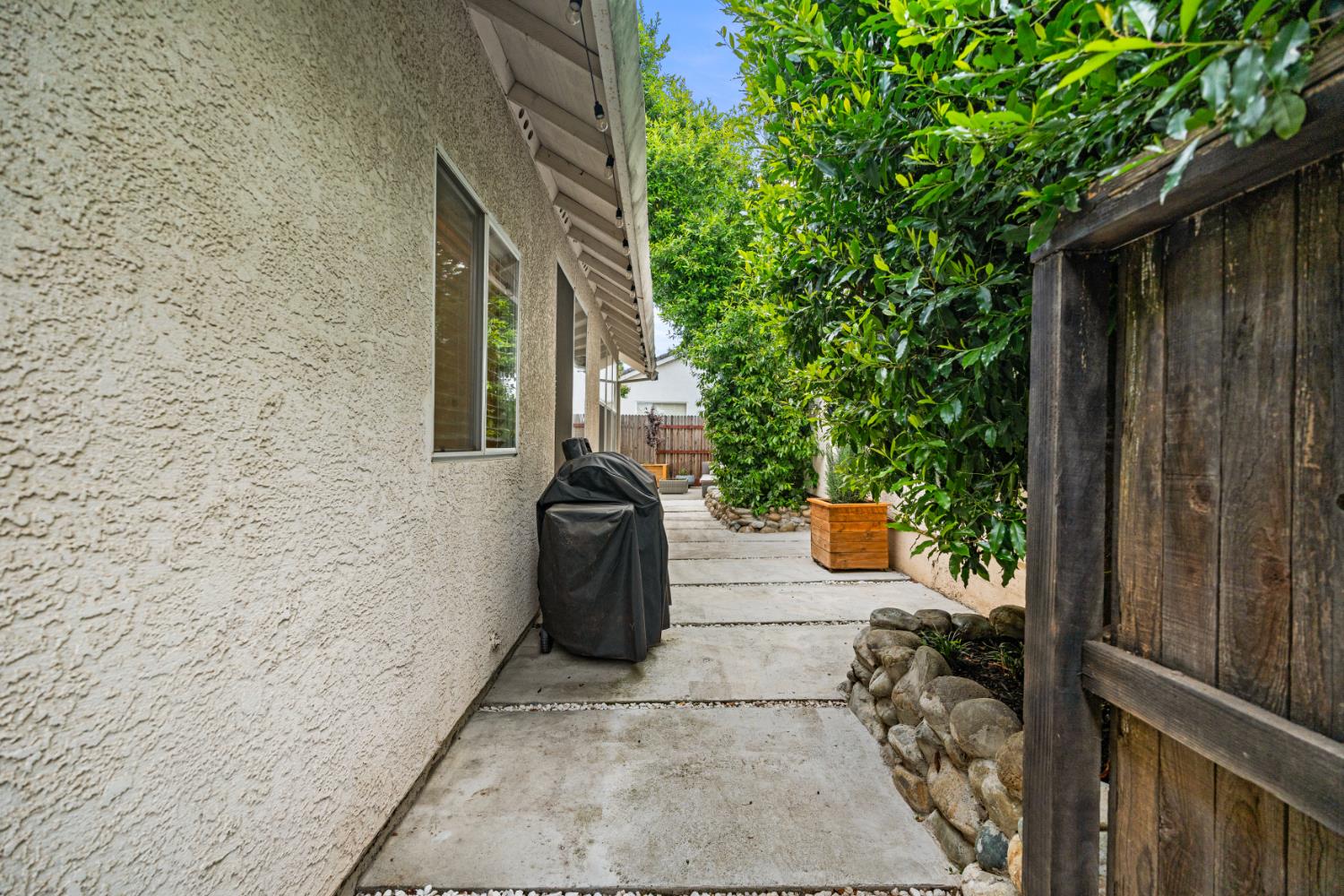 3360 Apollo Circle Roseville, CA 95661 - Photo 49 of 55