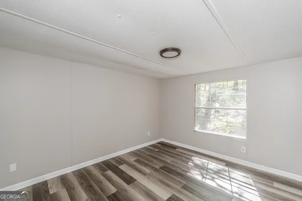 $329,900 | 71 Kirk Road Northwest, White, GA 30184