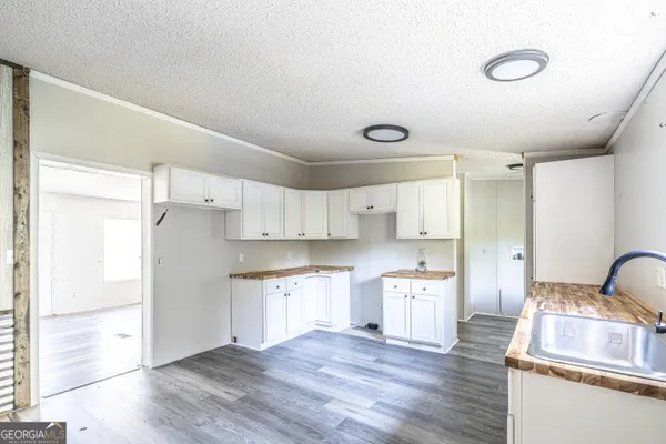 $329,900 | 71 Kirk Road Northwest, White, GA 30184