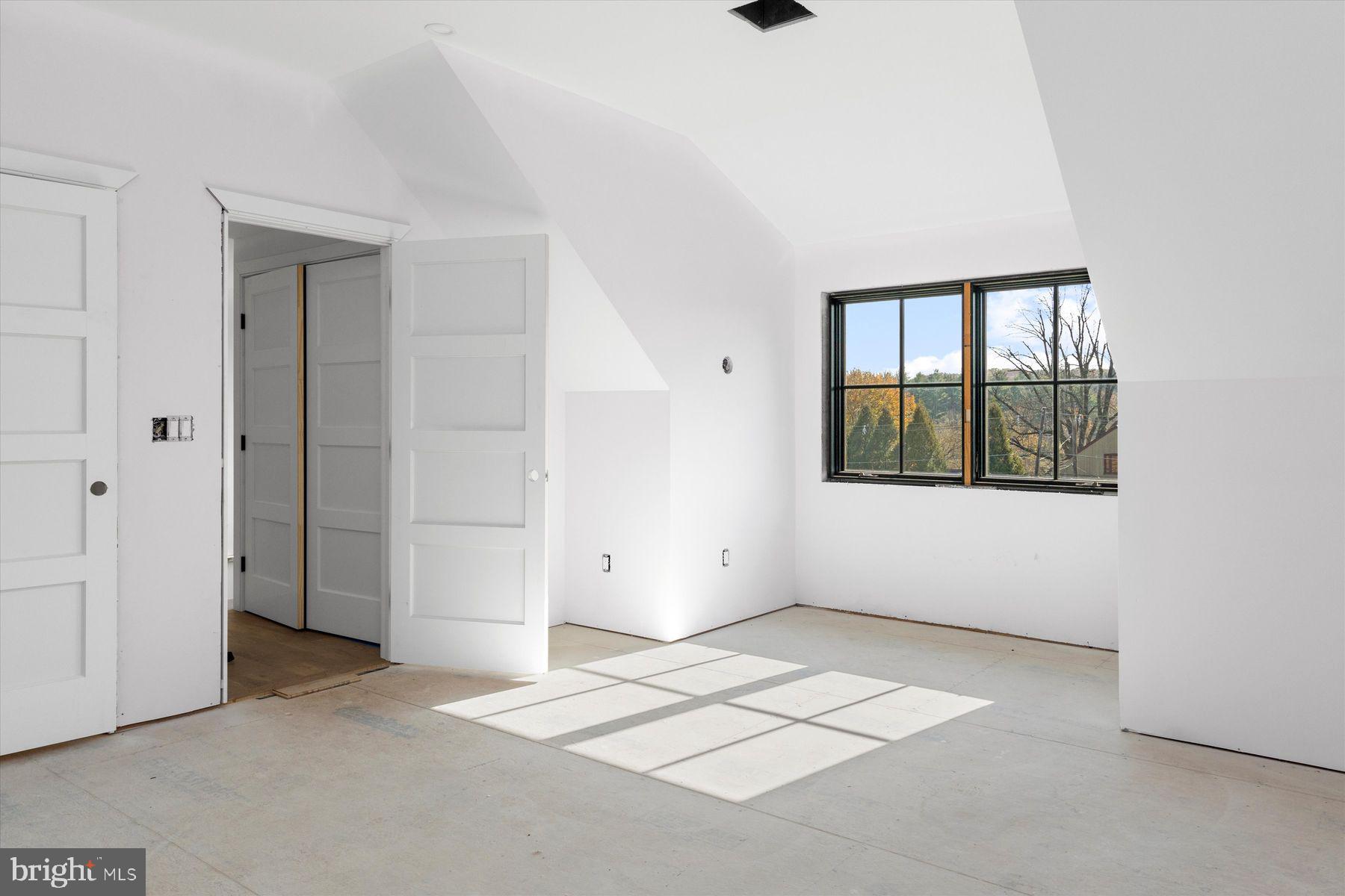 385 Pineville Road Newtown, PA 18940 - Photo 23 of 29 Gallery Image 23
