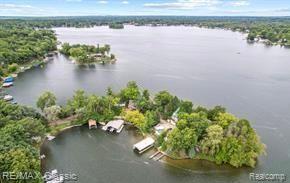 4185 England Beach Road White Lake, MI 48383 - Photo 6 of 23 Gallery Image 6