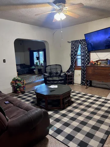 $159,900 | 7145 South 950 West, South Whitley, IN 46787