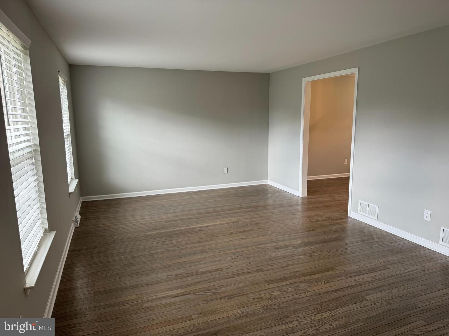 415 Pine Creek Road Exton, PA 19341 - Photo 11 of 30 Living Room