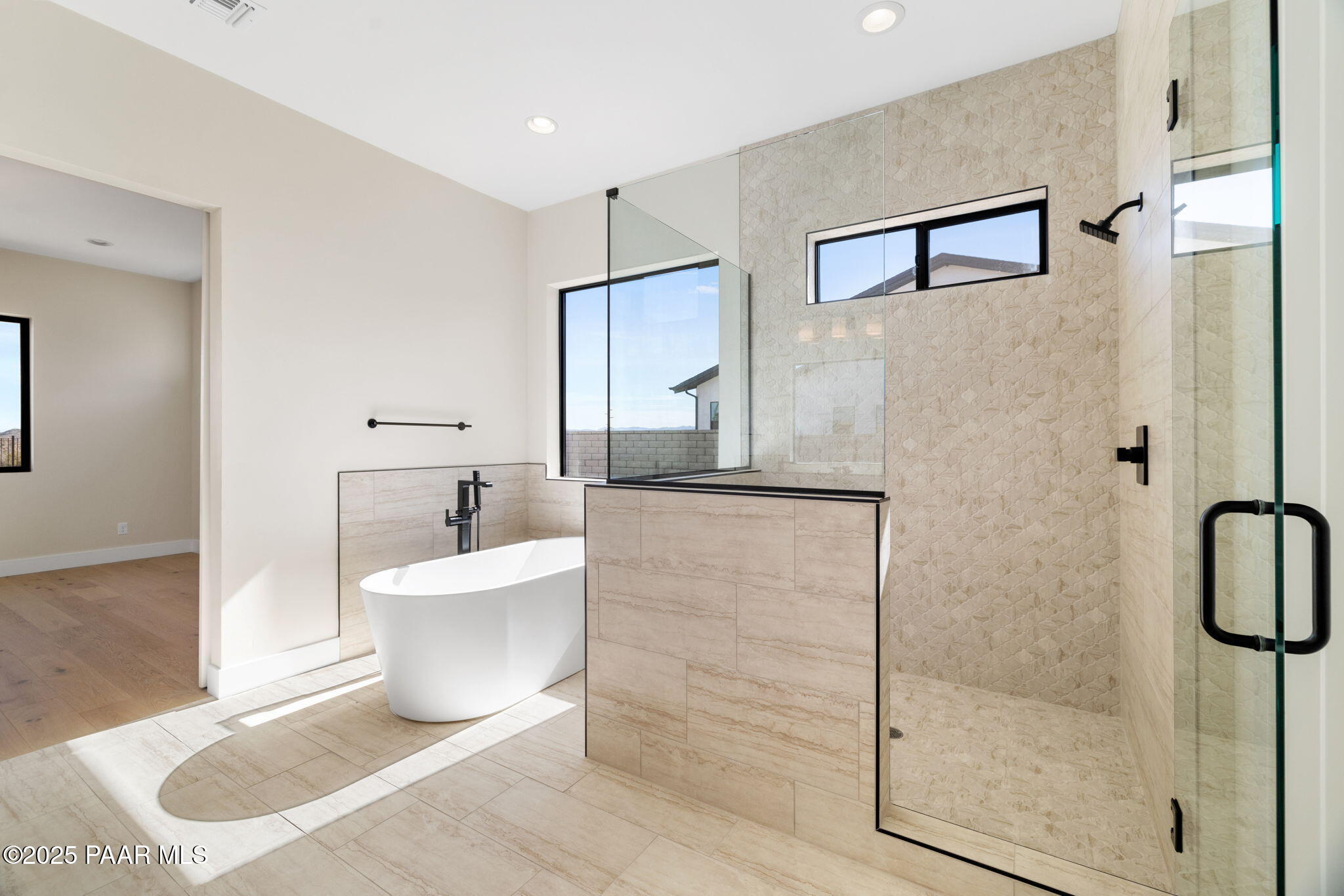 5649 Meridian Court Prescott, AZ 86305 - Photo 18 of 22 32-Primary Bath (3)