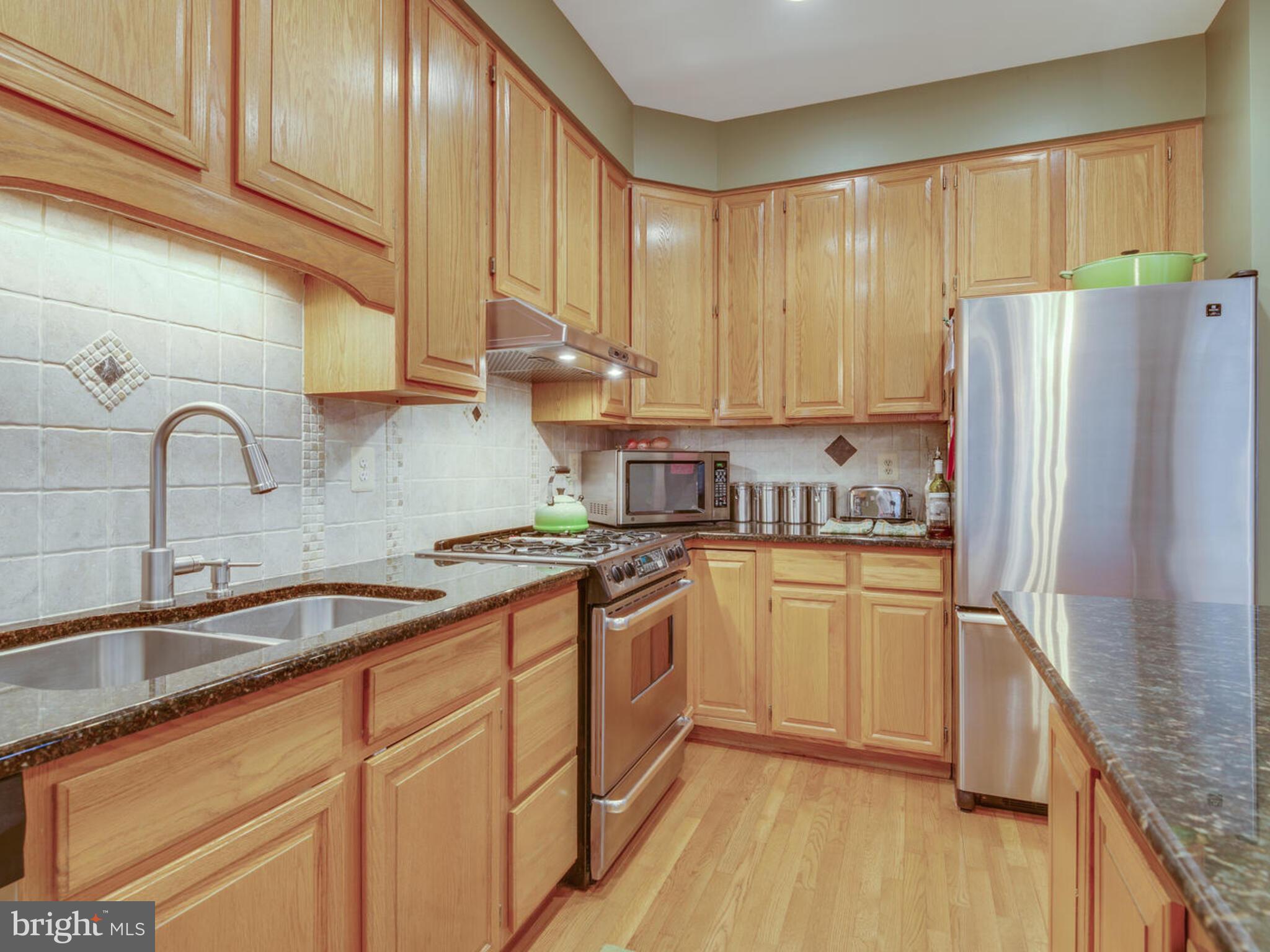 11300 Fairwind Way Reston, VA 20190 - Photo 21 of 53