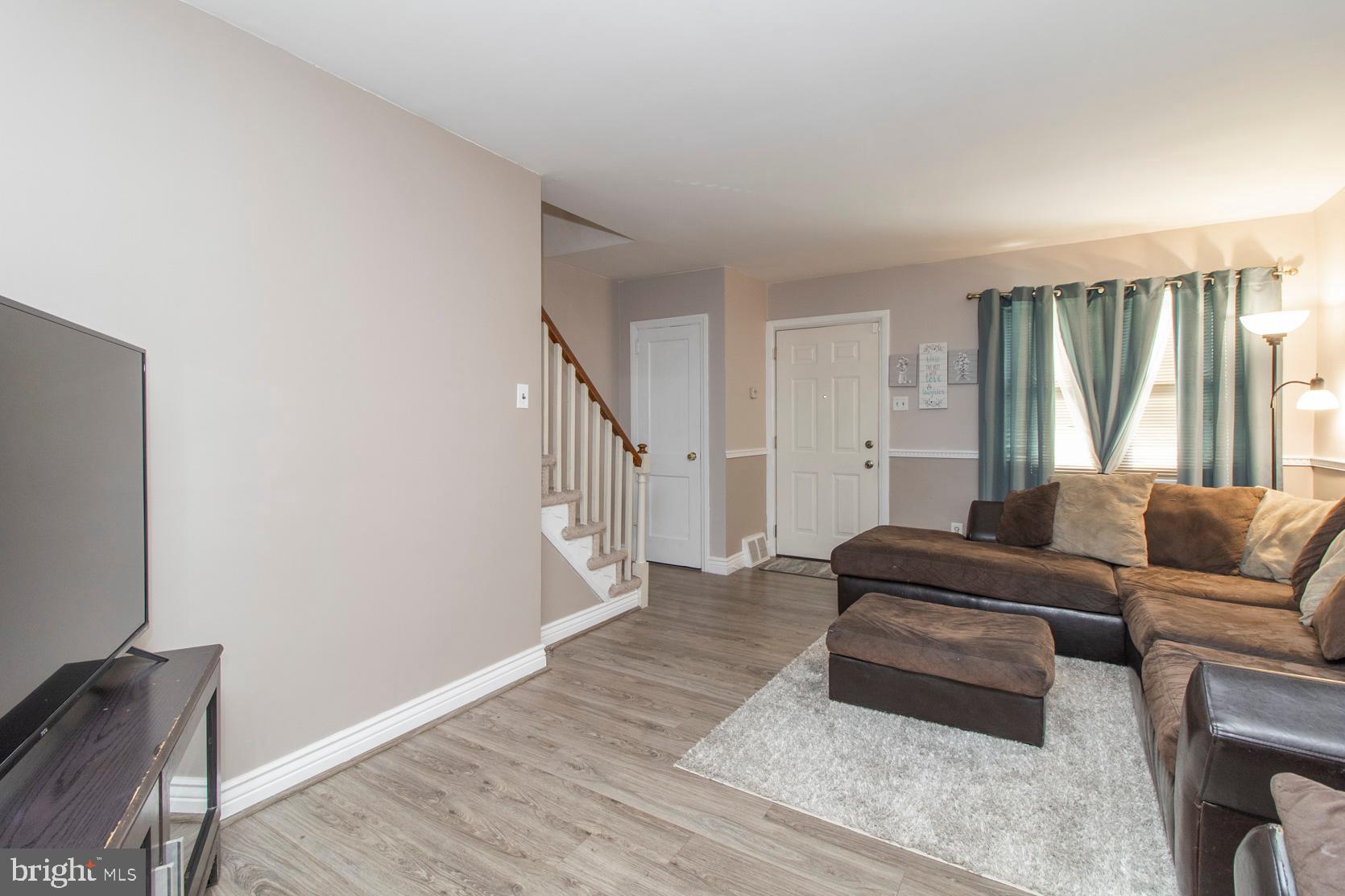 39 West Garrison Road Brookhaven, PA 19015 - Photo 6 of 39 Gallery Image 6