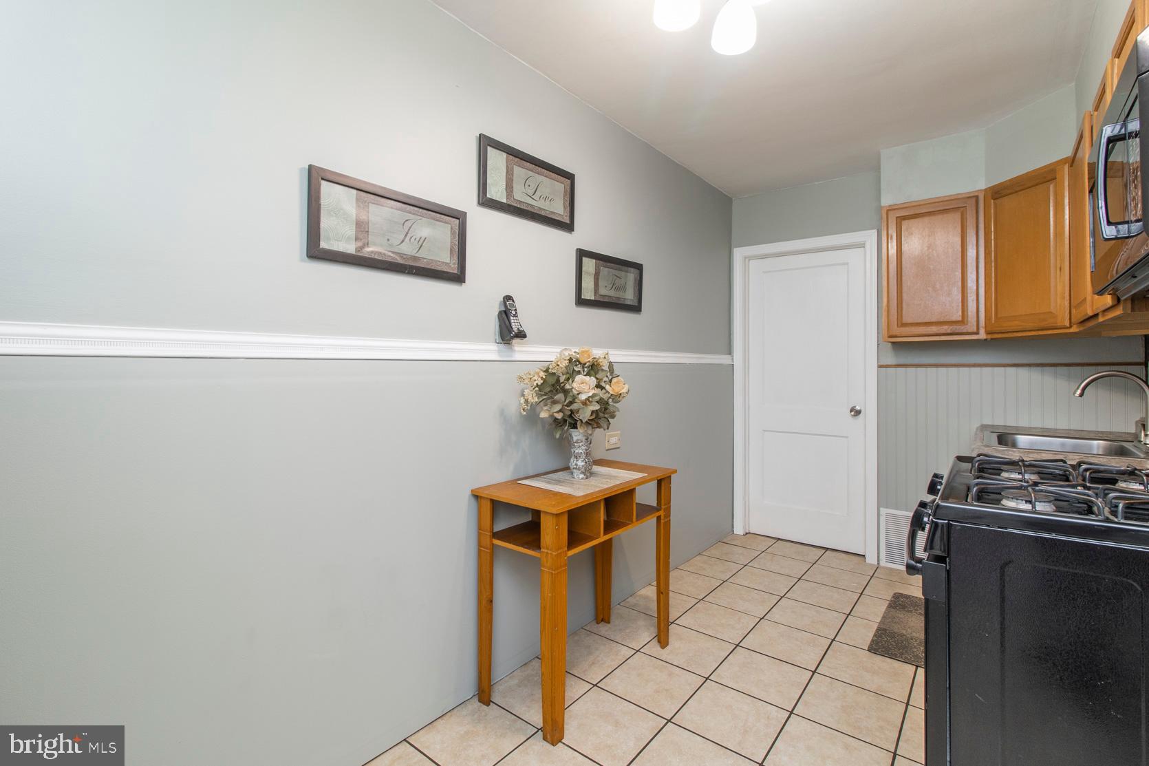 39 West Garrison Road Brookhaven, PA 19015 - Photo 8 of 39 Gallery Image 8