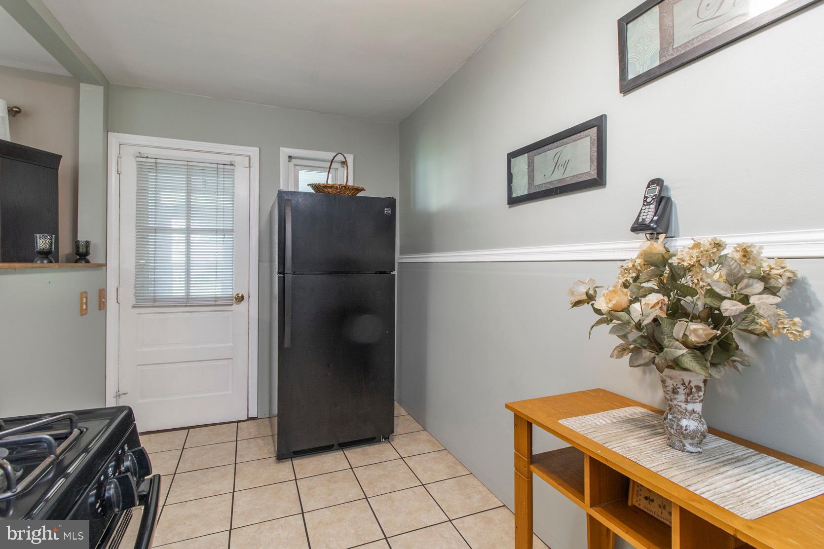 39 West Garrison Road Brookhaven, PA 19015 - Photo 9 of 39 Gallery Image 9