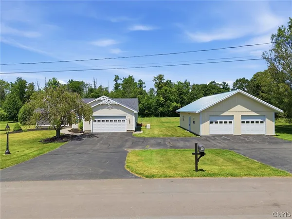 $499,000 | 18 Regan Drive, Oswego, NY 13126