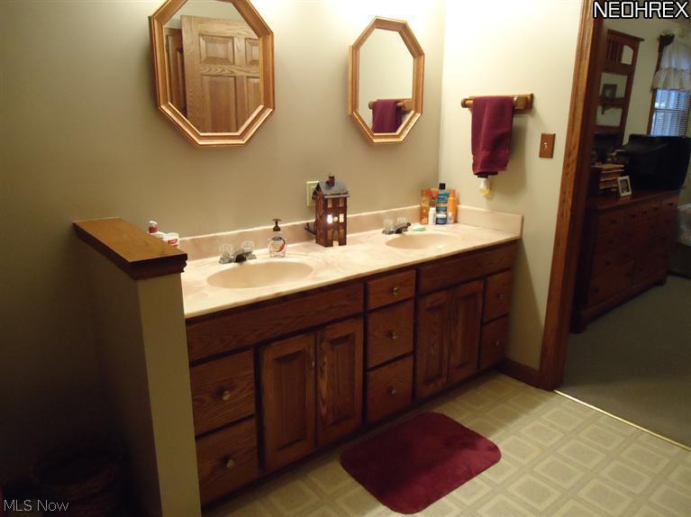 6323 Beagle Club Road Newcomerstown, OH 43832 - Photo 21 of 25 Gallery Image 21