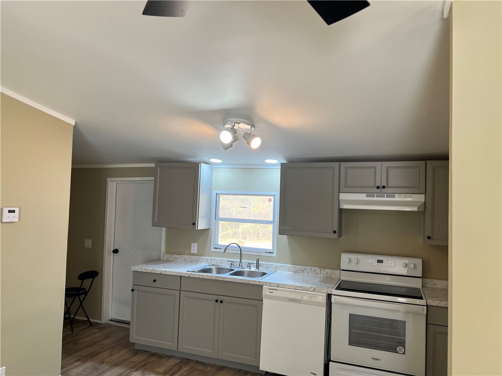 2631 Broadway Lake Road Anderson, SC 29621 - Photo 3 of 17 Gallery Image 3