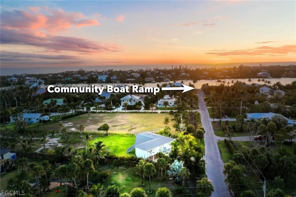 6093 Henderson Road Sanibel, FL 33957 - Photo 2 of 49