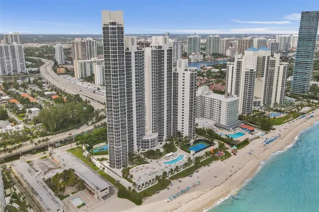 $8,000 | 19111 Collins Avenue, Unit 1602, Sunny Isles Beach, FL 33160