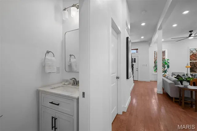 $349,900 | 3413 Oregon Avenue, St. Louis, MO 63118