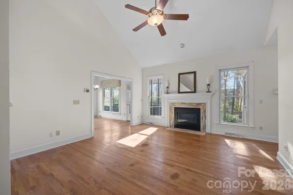 $3,500 | 100 Martin Street, Davidson, NC 28036