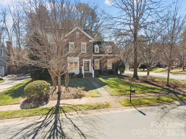 $3,500 | 100 Martin Street, Davidson, NC 28036