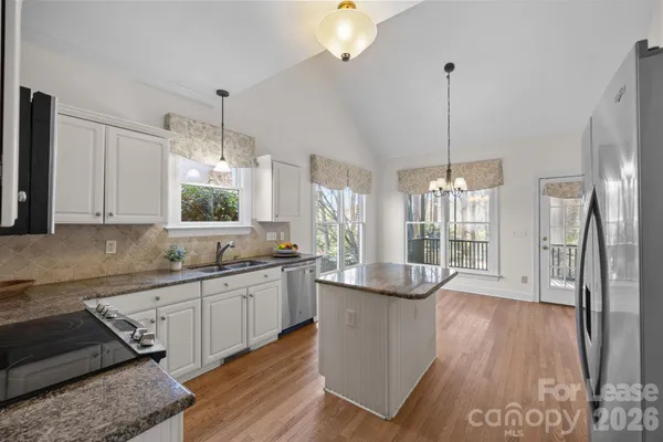 $3,500 | 100 Martin Street, Davidson, NC 28036