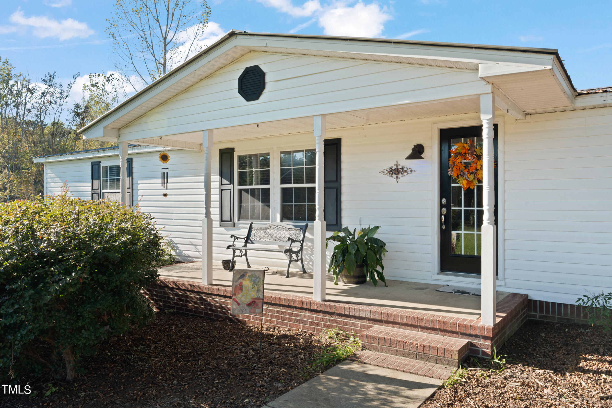 337 Horne Estate Road Carthage, NC 28327 - Photo 2 of 51 a front view of a house with garden