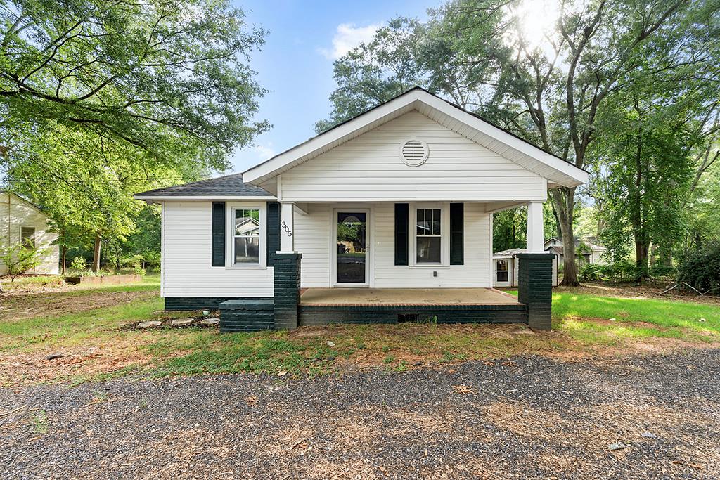 205 Kay Street Belton, SC 29627 - Photo 1 of 13 Main View