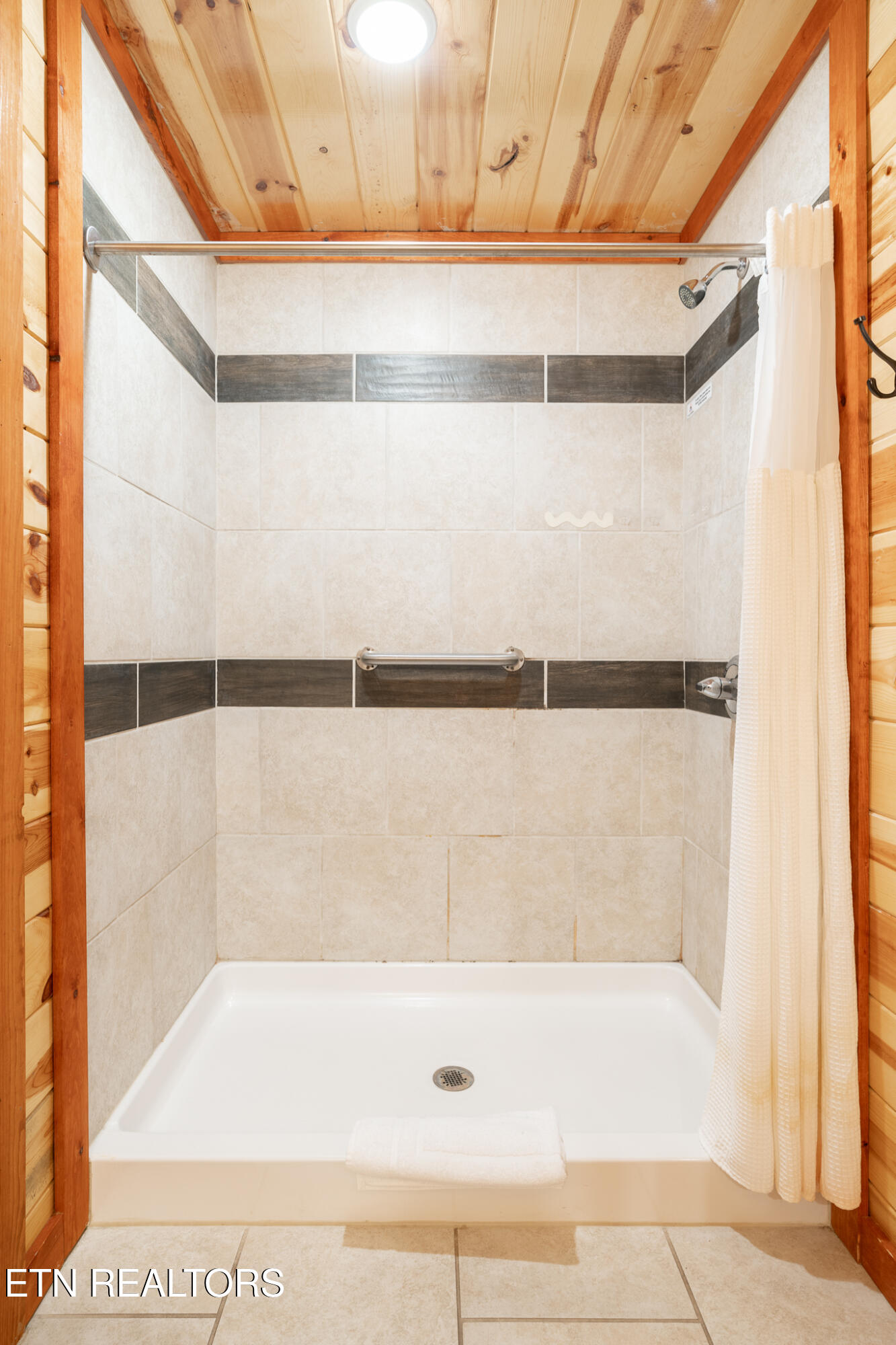 2517 Laurel Point Way Sevierville, TN 37862 - Photo 23 of 58 untitled-23