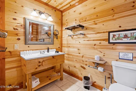 $1,350,000 | 2517 Laurel Point Way, Sevierville, TN 37862