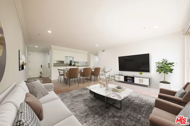 $729,000 | 1401 South St Andrews Place, Unit 201, Los Angeles, CA 90019